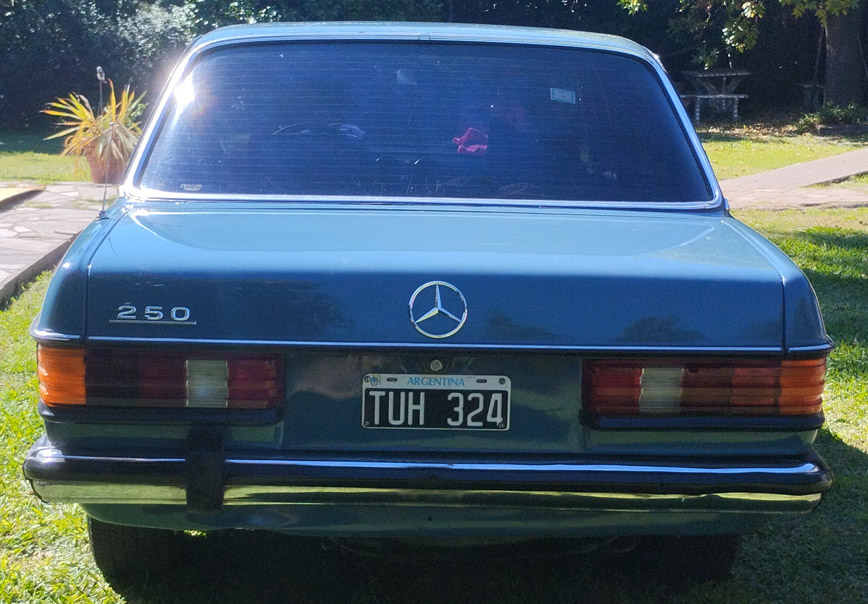 Mercedes Benz 250 W123 - Foto 4