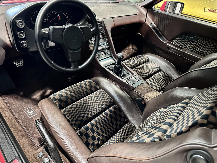 Porsche 928 1977 - Foto 3