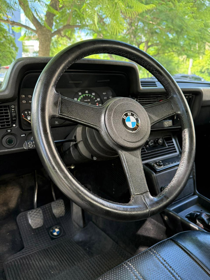 BMW 323I - Foto 3
