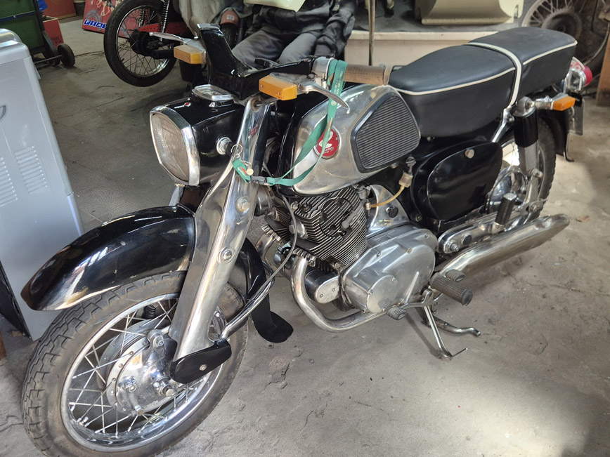 Honda Dream - Foto 3