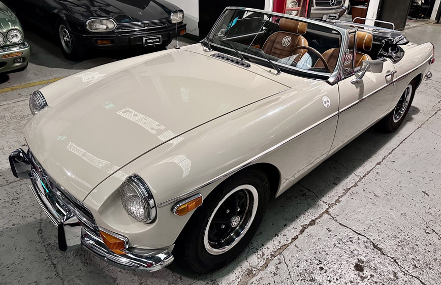 MG B Roadster 1974