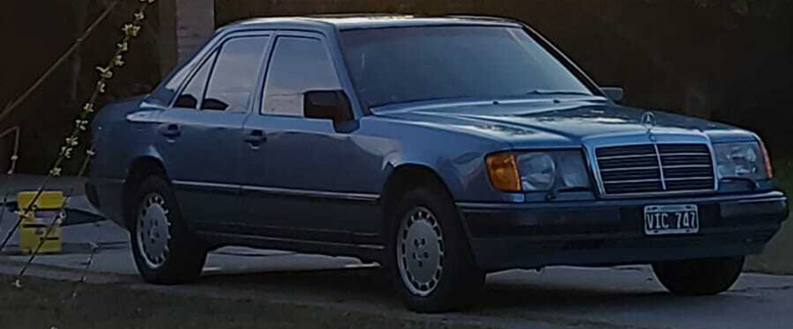 Mercedes Benz 300 D