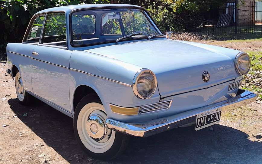 BMW De Carlo 700
