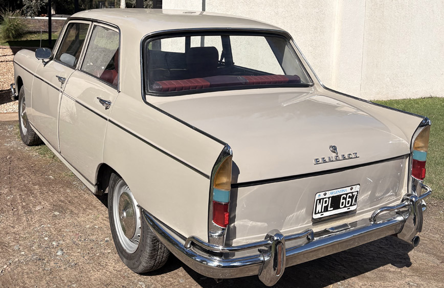 Peugeot 404 - Foto 3