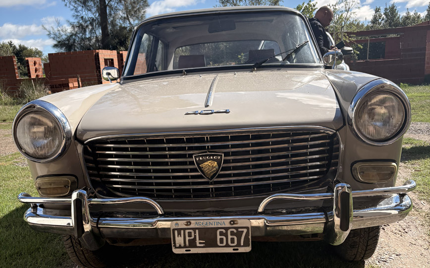 Peugeot 404 - Foto 4