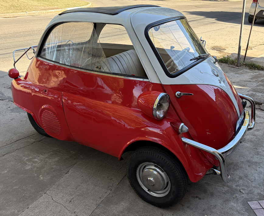 BMW Isetta 300 - Foto 2