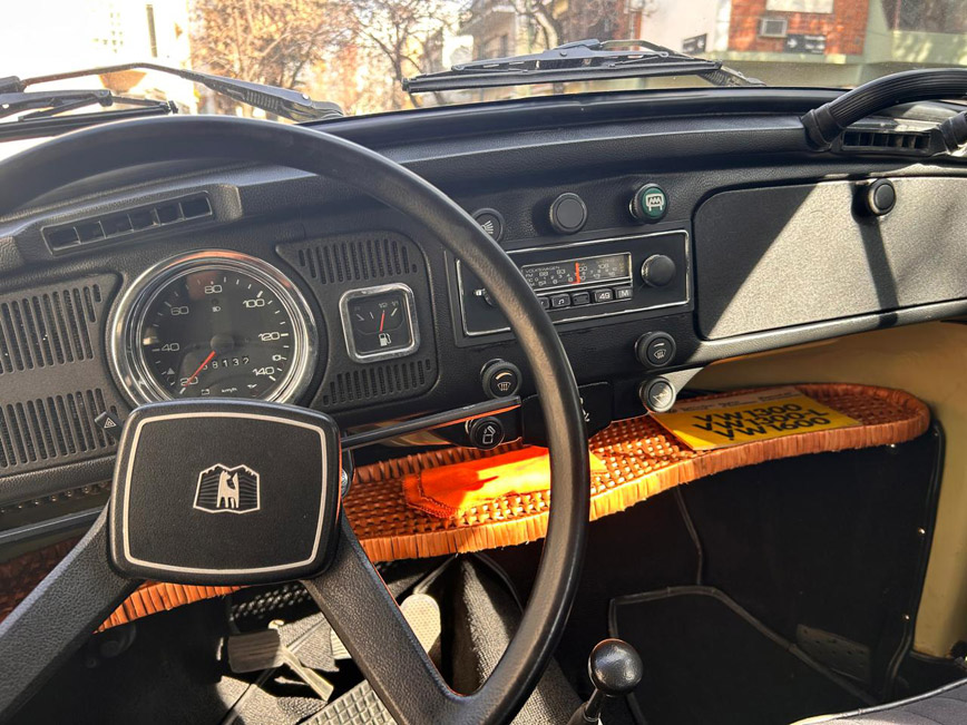 Volkswagen 1300 L 1981 - Foto 4