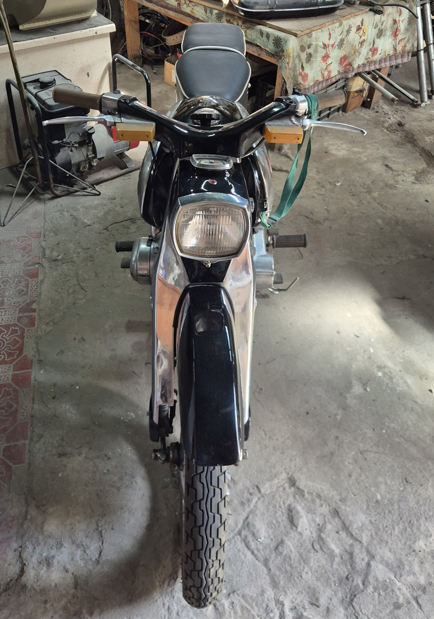 Honda Dream 300 - Foto 2