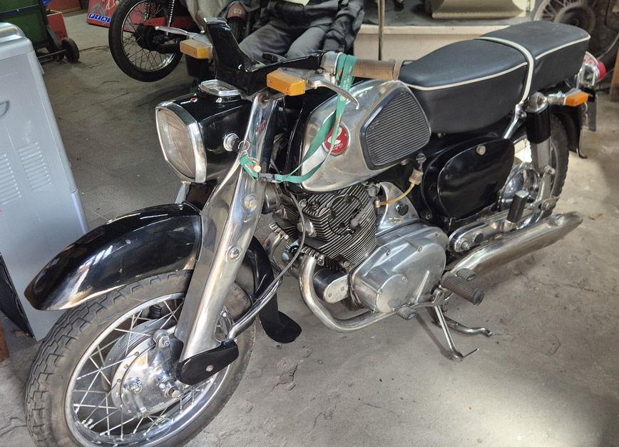 Honda Dream 300 - Foto 3