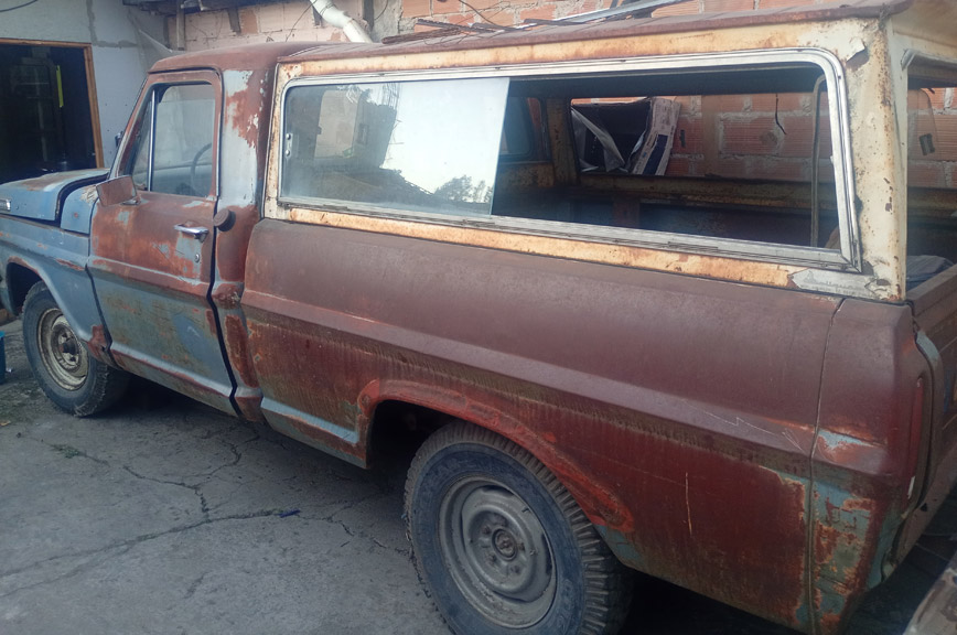 Ford 1970 - Foto 2