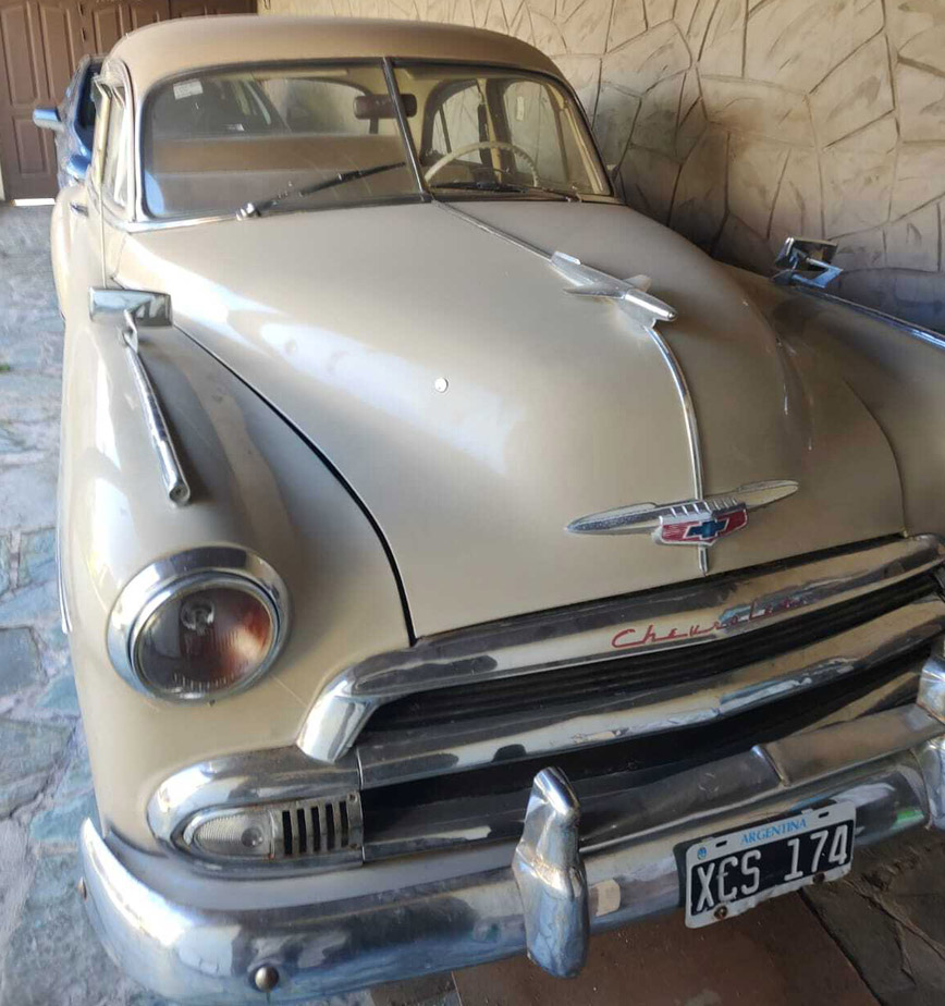 Chevrolet Sedán Deluxe