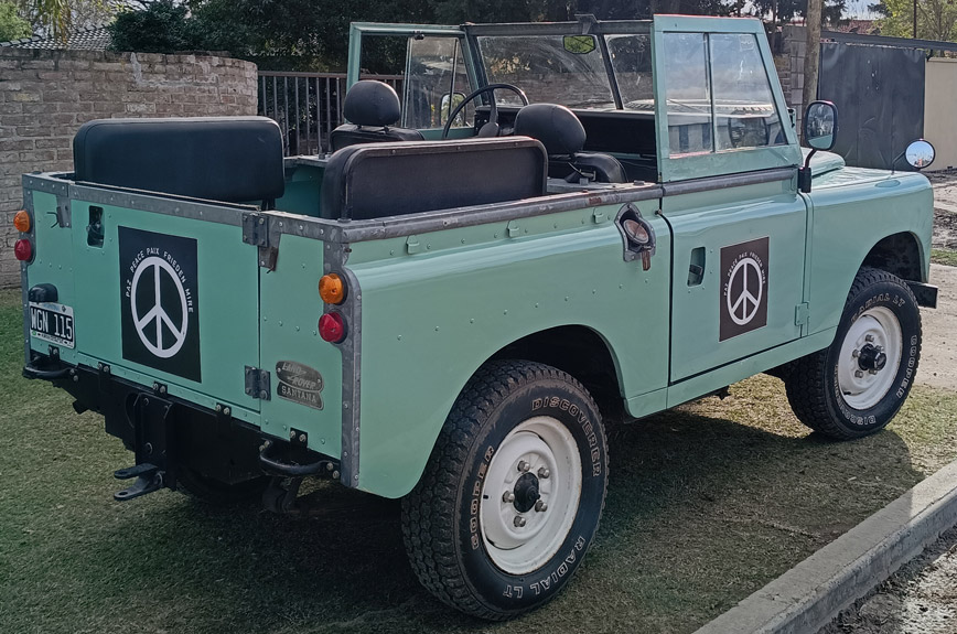 Land Rover Santana - Foto 3