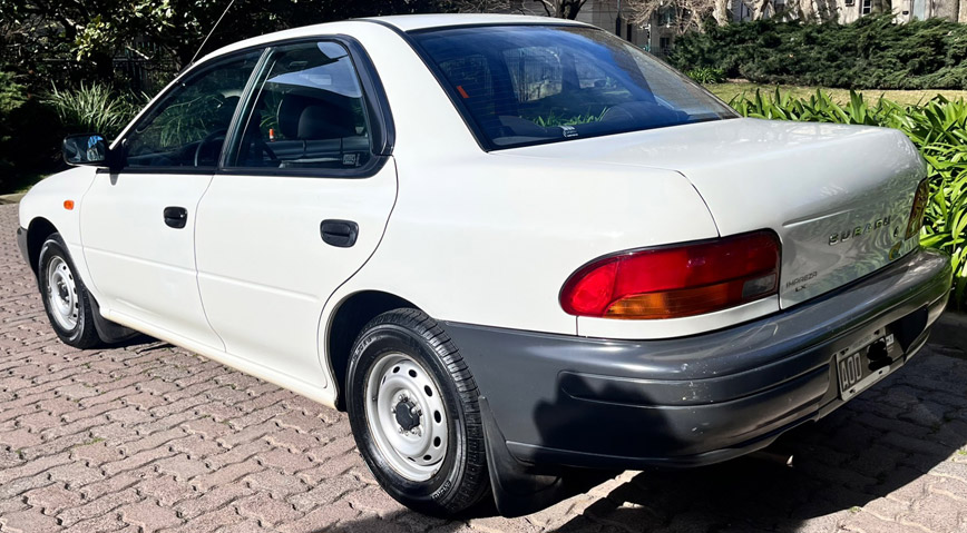 Subaru Impreza - Foto 2