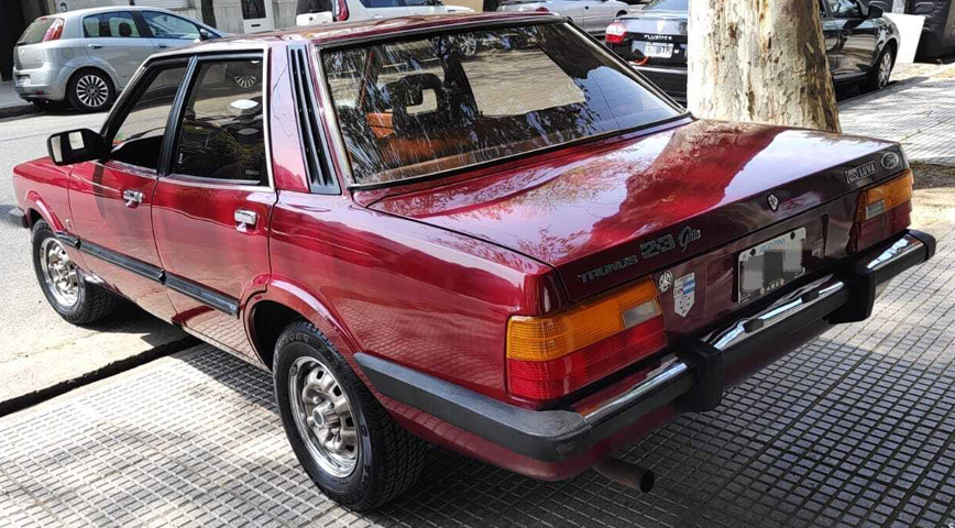 Ford Taunus Ghia - Foto 3