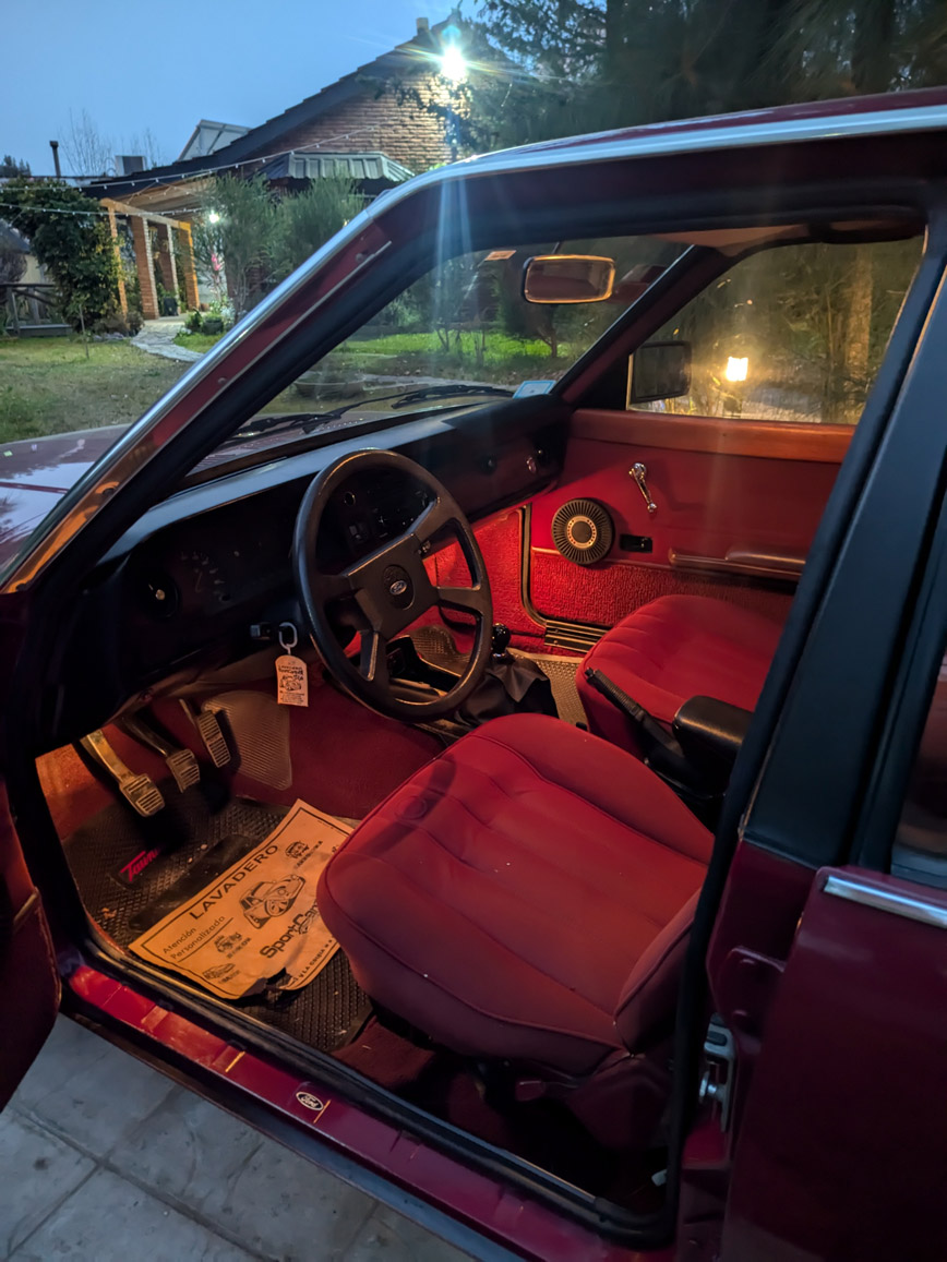 Ford Taunus Ghia - Foto 4