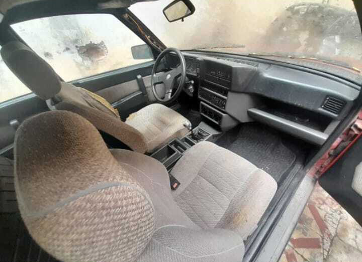 Alfa Romeo Alfa 75 - Foto 3