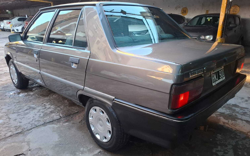 Renault 9 - Foto 4