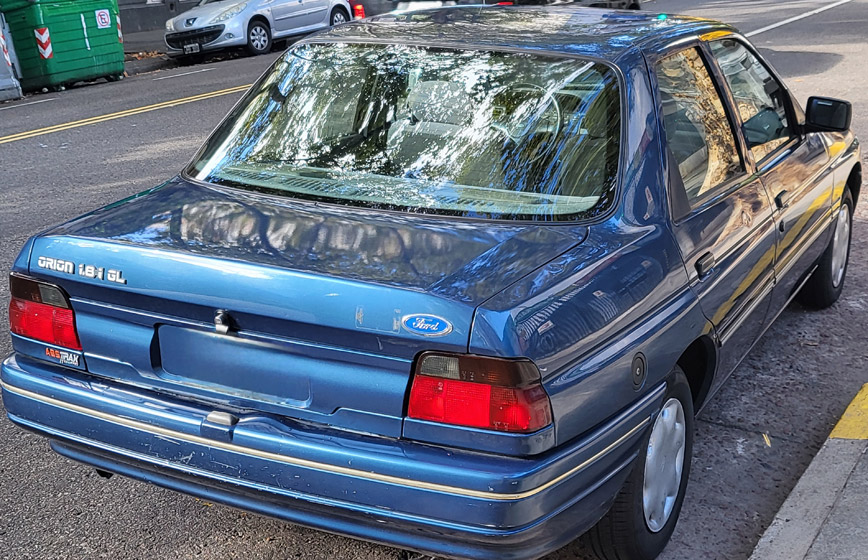 Ford Orion - Foto 3