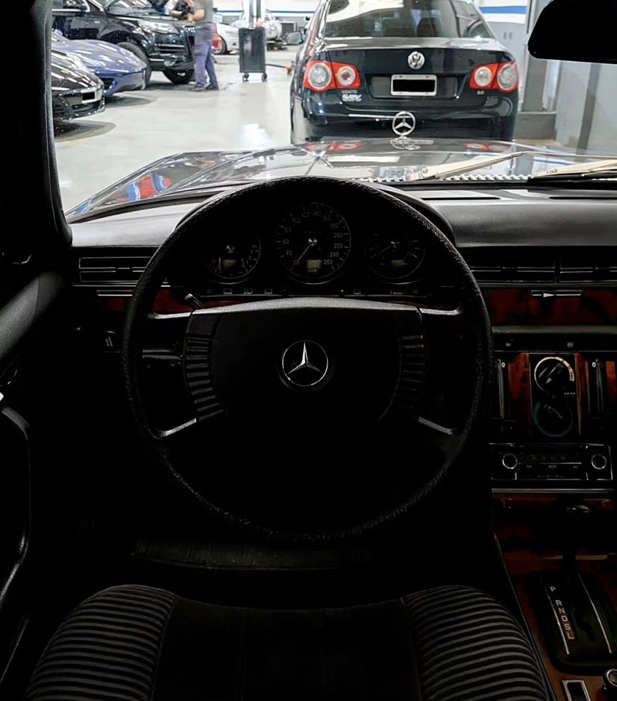 Mercedes Benz 450 SEL 6.9 - Foto 4