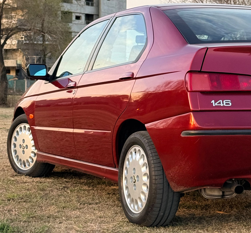 Alfa Romeo 146 - Foto 3