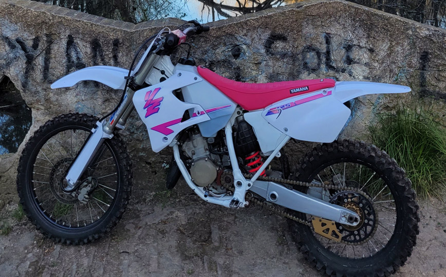 Yamaha YZ 125 - Foto 3
