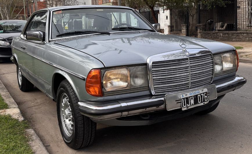 Mercedes Benz 230 CE Coupé - Foto 2