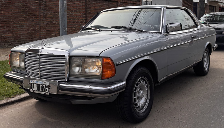 Mercedes Benz 230 CE Coupé