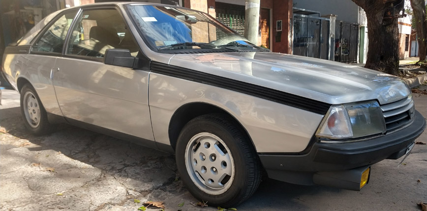 Renault Fuego - Foto 2