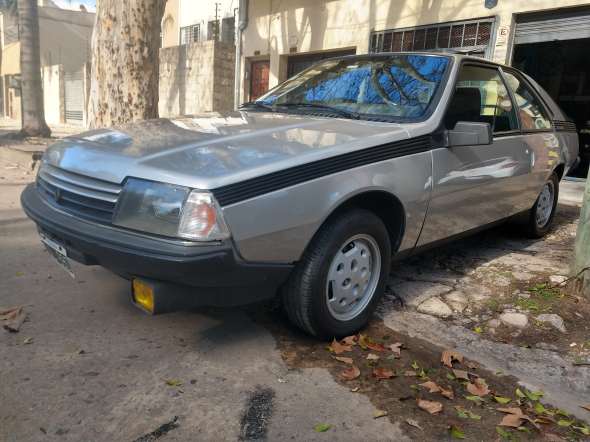 Renault Fuego