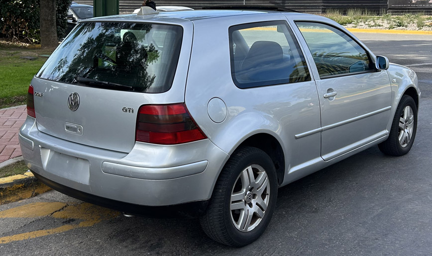 Volkswagen Golf GTI MK4 3p - Foto 4