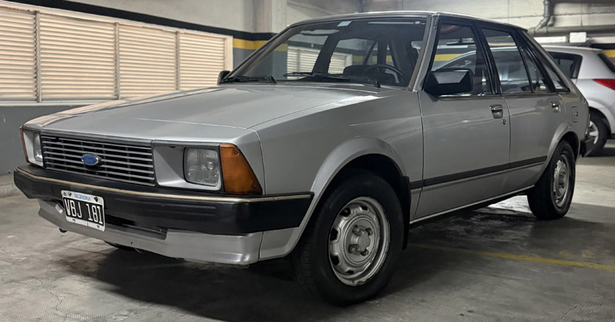 Ford Láser