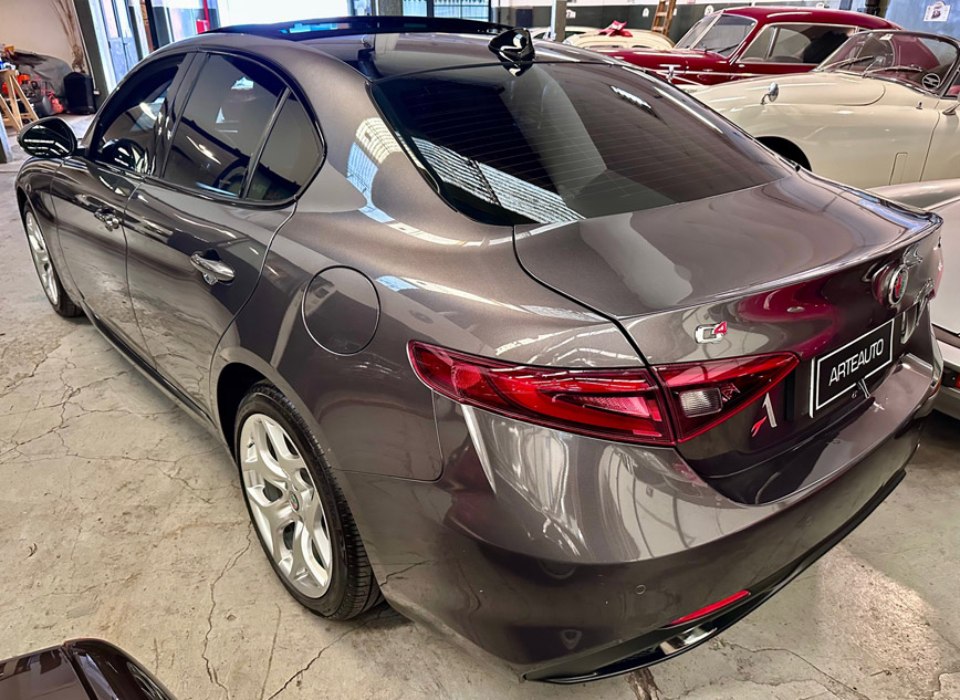 Alfa Romeo Giulia 2020 - Foto 3
