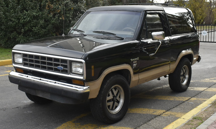 Ford Bronco 2 - Foto 2