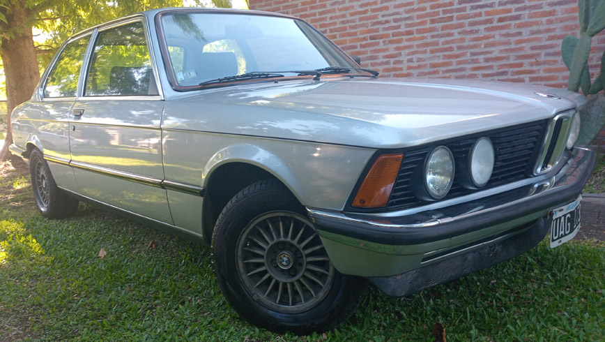BMW 320