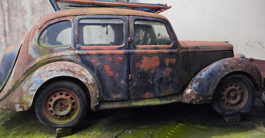 Hillman 1946