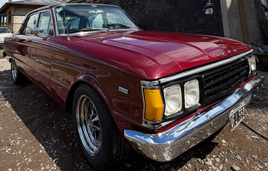 Ford Falcon