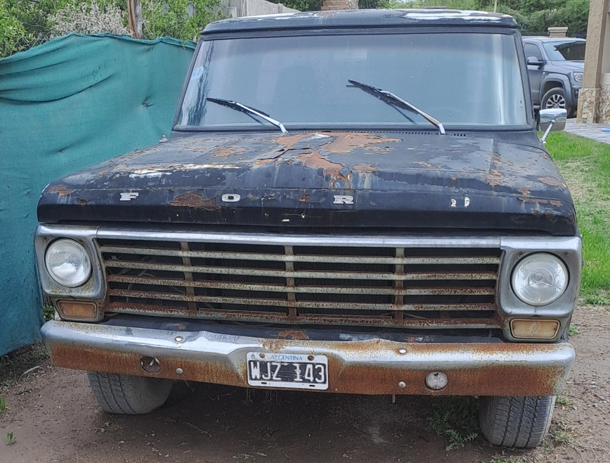 Ford 1969 V8 F-100