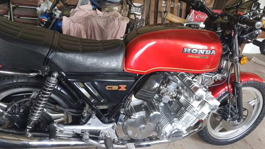 Honda CBX 1047