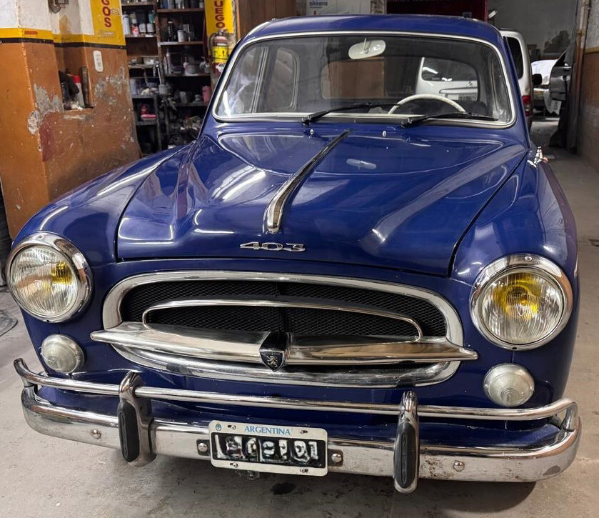 Peugeot 403