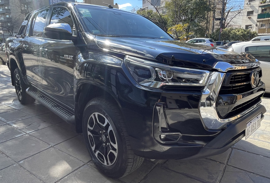 Toyota Hilux SRX 204 CV Aut 4x4 - Foto 3