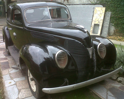 Ford 1946 4 puertas #8