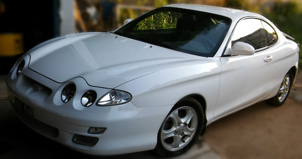 Hyundai coupe 2001